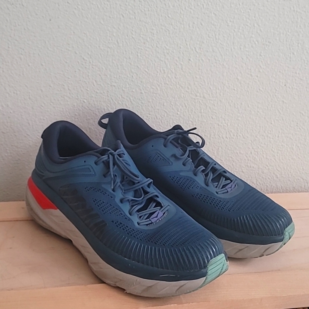 💙 HOKA ONE ONE BONDI SNEAKERS 💙